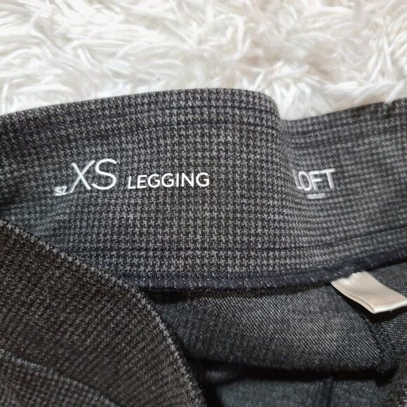 LOFT Women's Gray Pull On Legging Pants - Picture 2 of 3